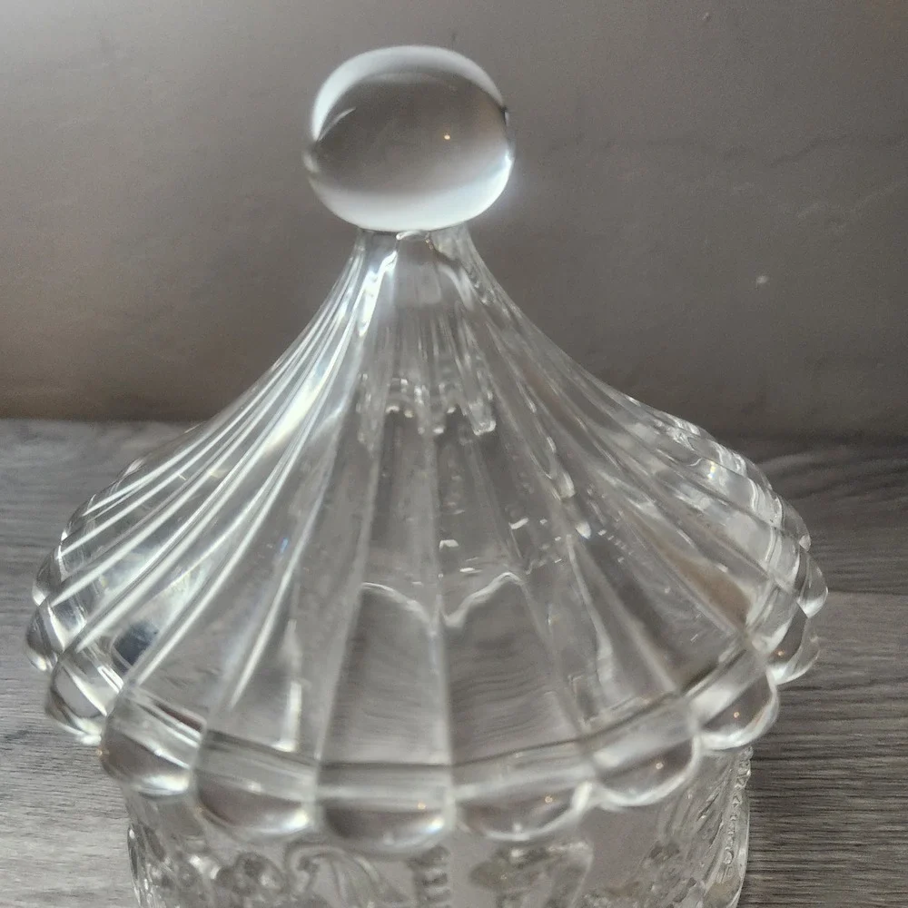 Vintage Clear‎ Pressed Glass Carousel Trinket Box Lidded Candy Dish Horse Swan